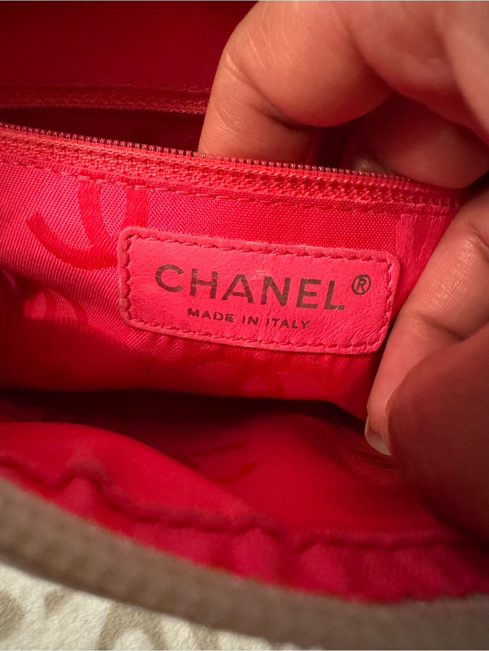 CHANEL Cambon White Quilted Small Pochette with Black Trim and CC Logo - Picture 8 of 13